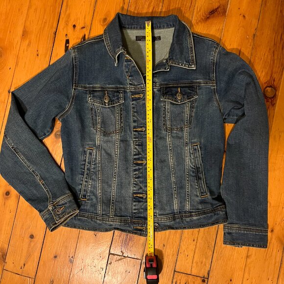 Levi Jean Jacket - Picture 3 of 16